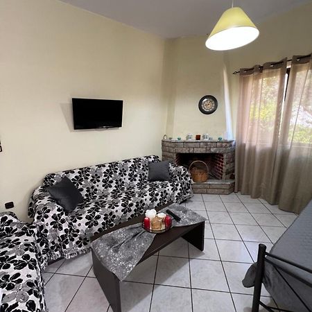 Village Apartment Marathias  Buitenkant foto